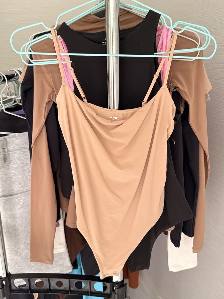 Skims боді  Fits everybody Xs,S M оригінал
