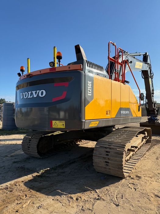 Volvo EC250EL  EC250EL Rototil System 3D Idealna