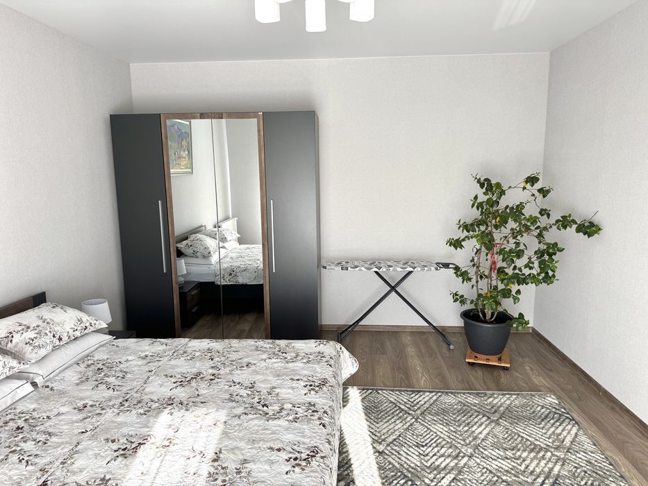 Оренда будинка, Перше заселення