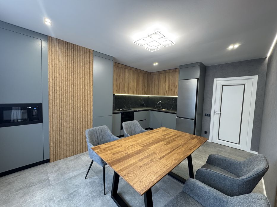 Оренда 3-кімнатна новобудова у центрі Чернівців