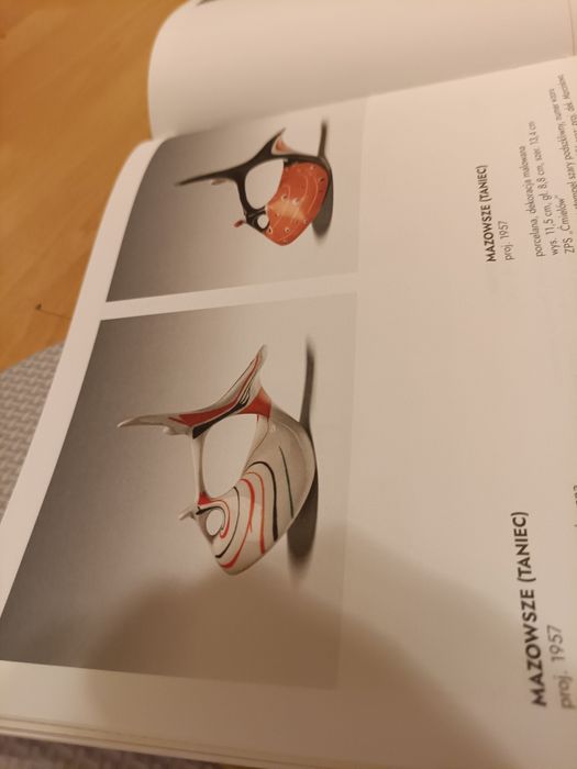 PRL figurki porcelanowe Ćmielów Wawel i inne katalog wystawowy