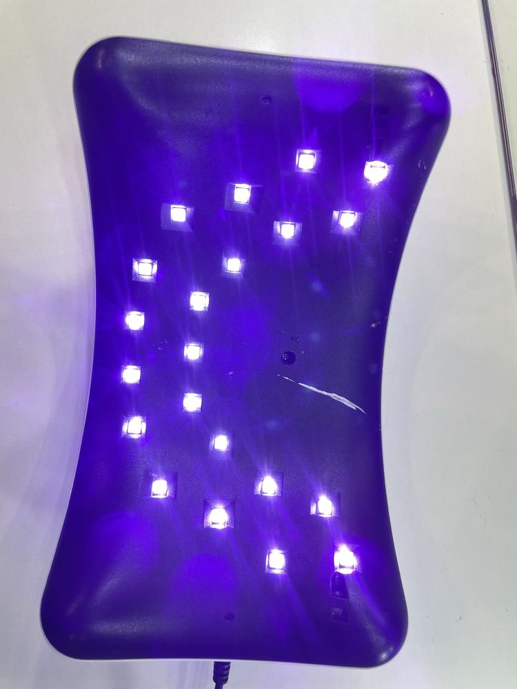 Лампа UV/LED для манікюру