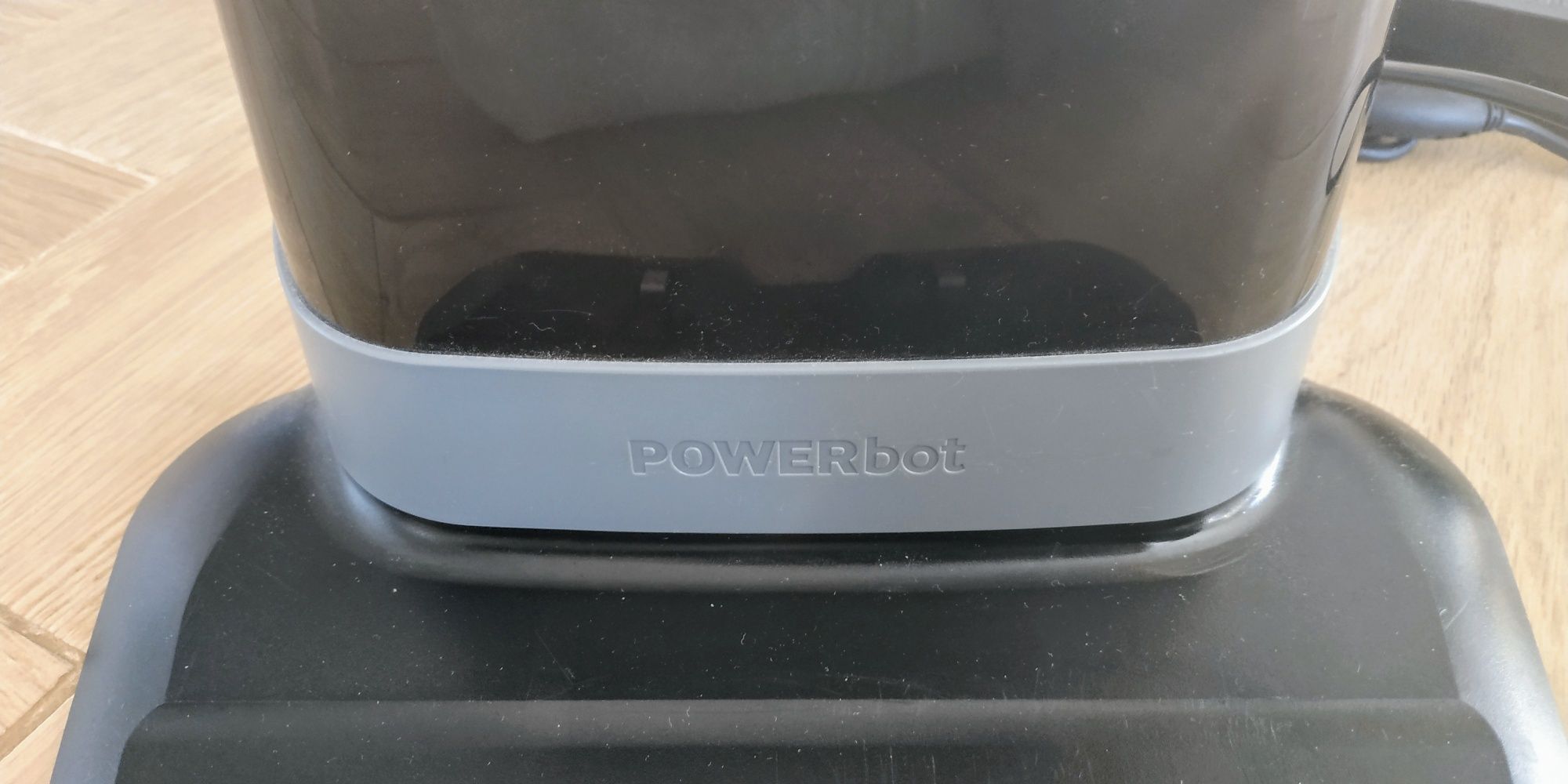 Stacja z zasilaczem do robota Samsung powerbot