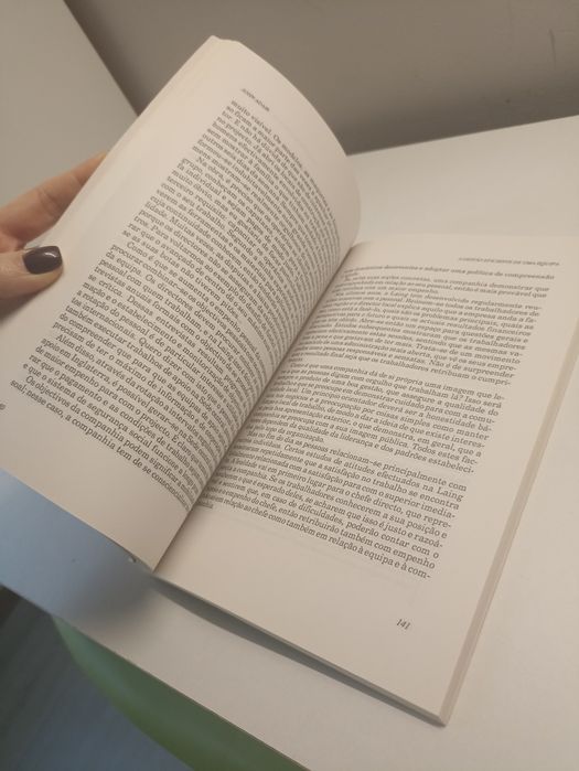 Livro A gestão eficiente de uma equipa - John adair