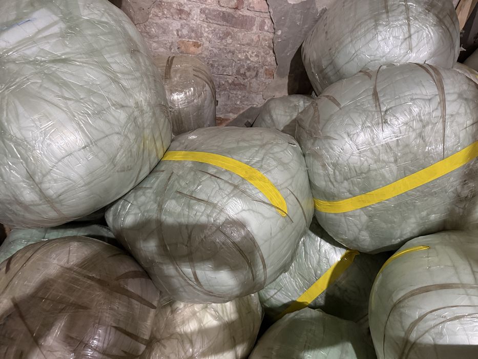 Продам Холлофайбер и Пух на вес