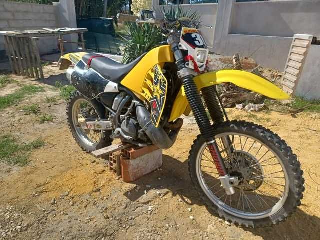 Suzuki RMX 250 matriculada