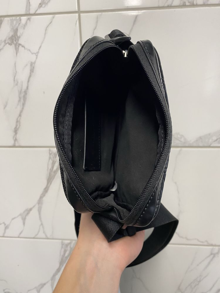 Сумка чоловіча Calvin Klein Jeans Monogram Reporter