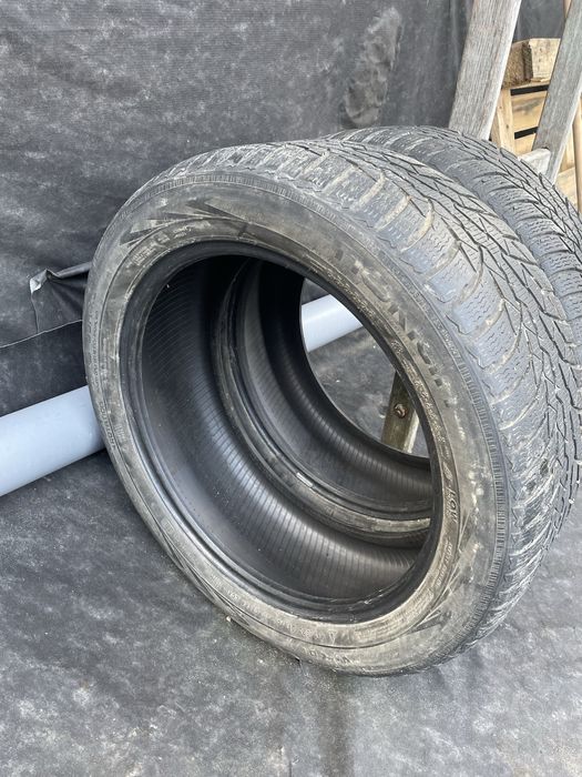 Зимова гума Nokian 225/50 R18