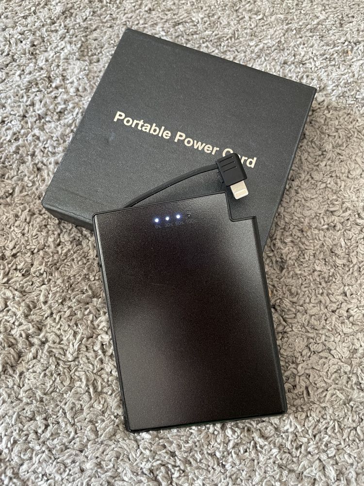 TNTOR Powerbank 3500 mAh czarny z kabelkiem do iPhone
