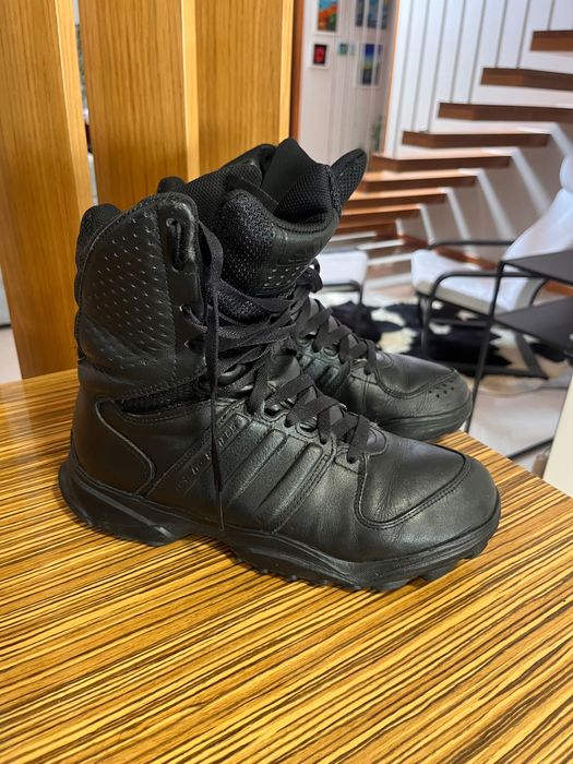 Botas adidas  taticas