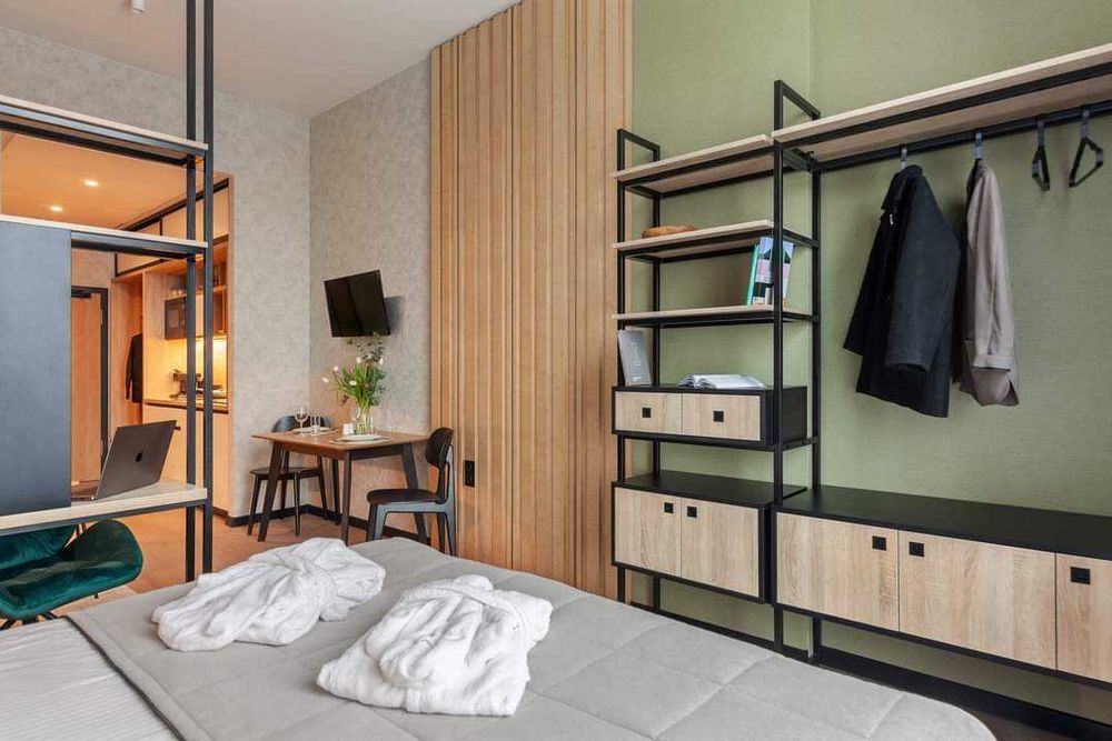 Продаж готельного номеру в Kristal Plaza, вул. Панаса Мирного - Буйка.