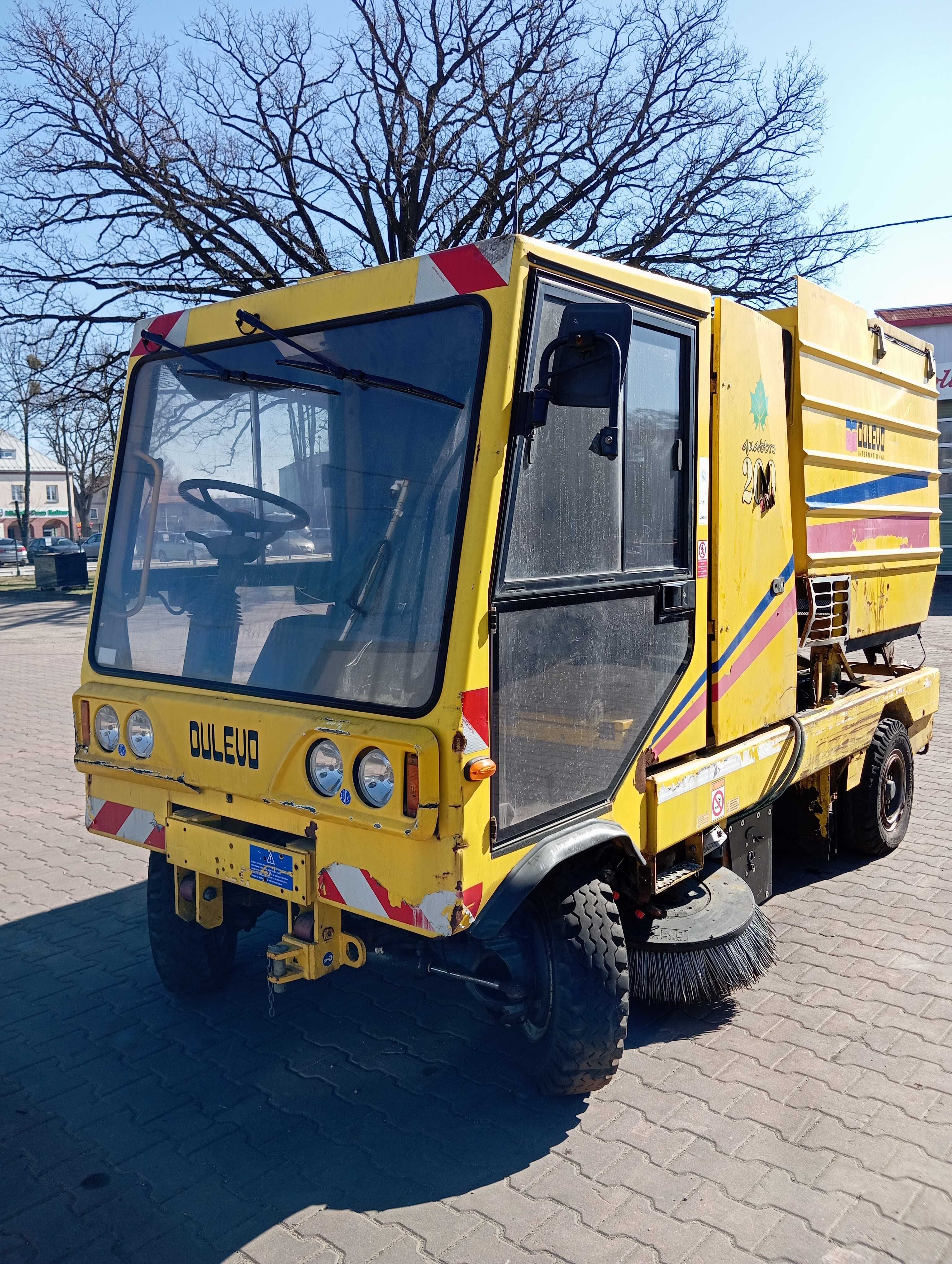 Zamiatarka samojezdna DULEVO 200 QUATTRO możliwość transportu.