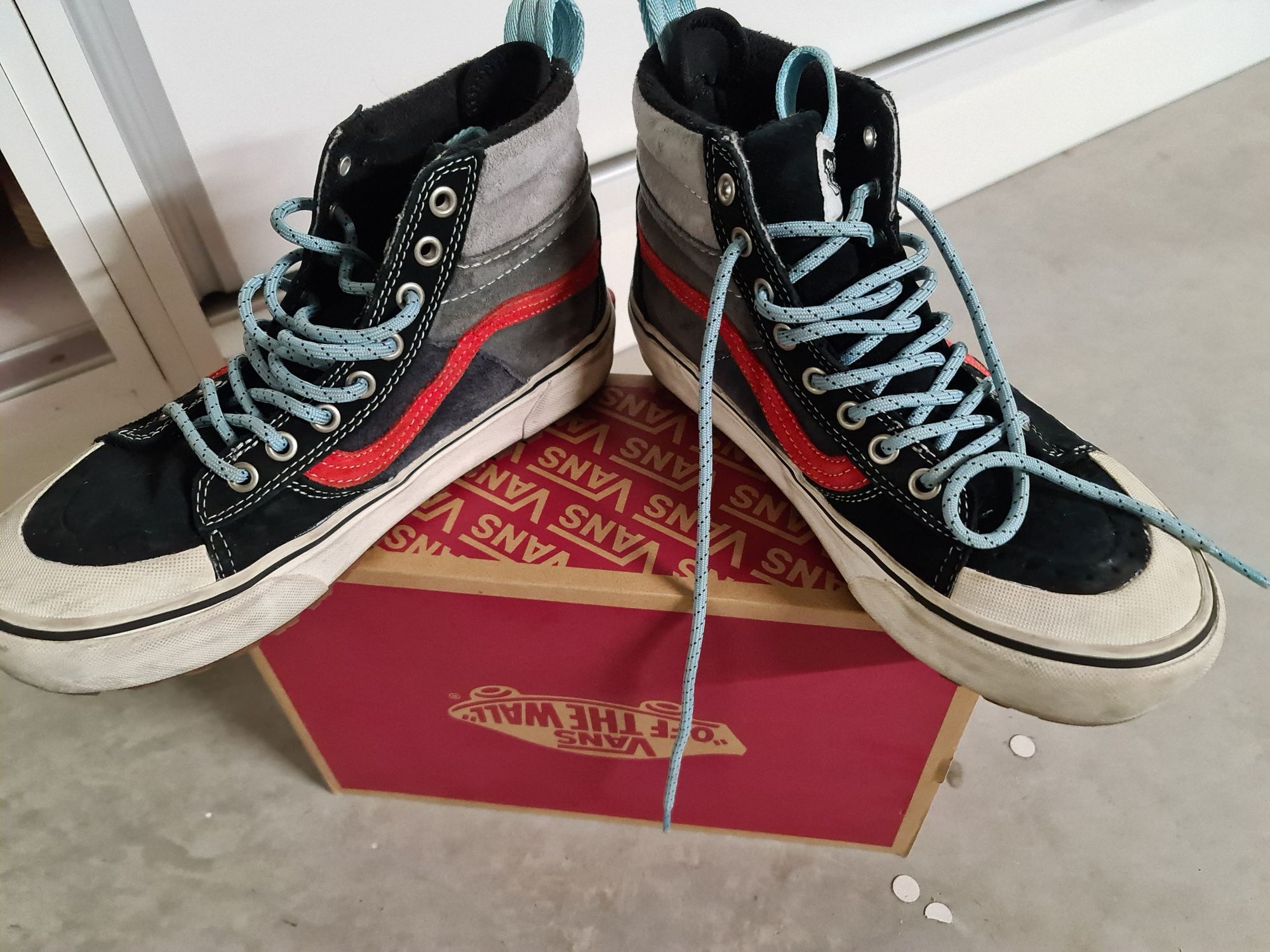 Tenis Vans  SK8-HI- n.39