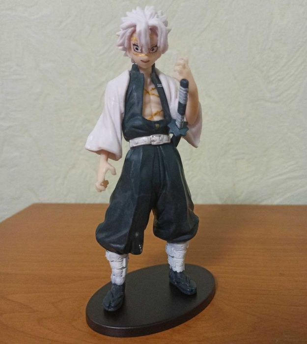 Фигурка Шинадзугава "Клинок рассекающий демонов" / Demon Slayer Figure