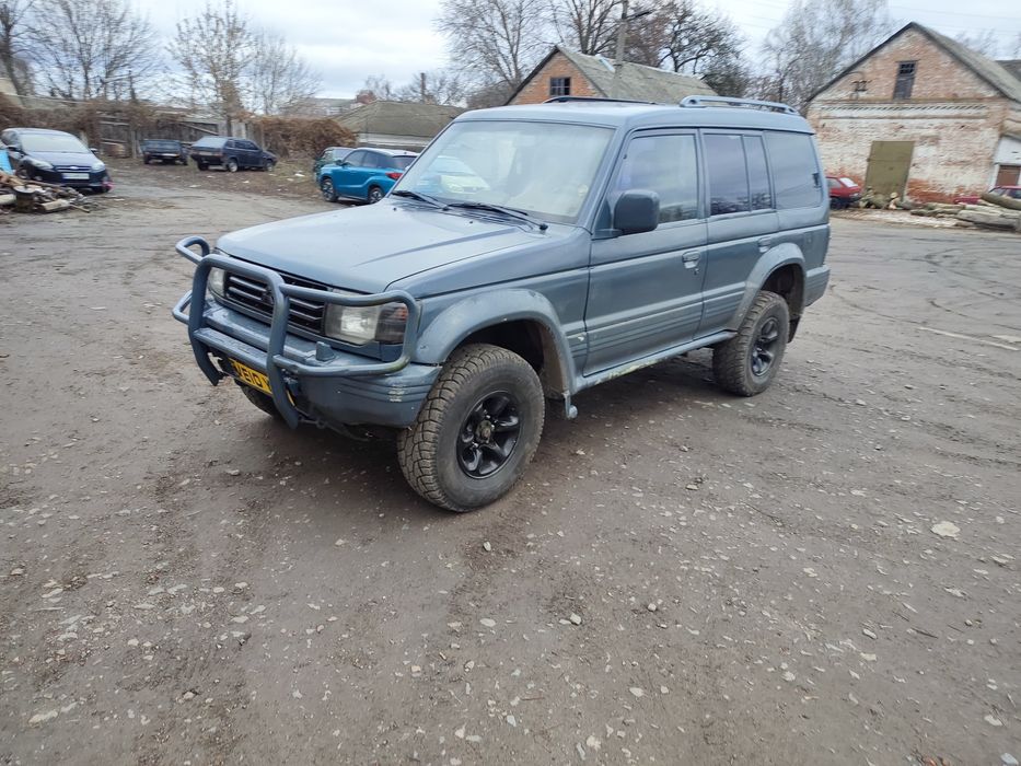 Мітцубісі Паджеро вагон 2