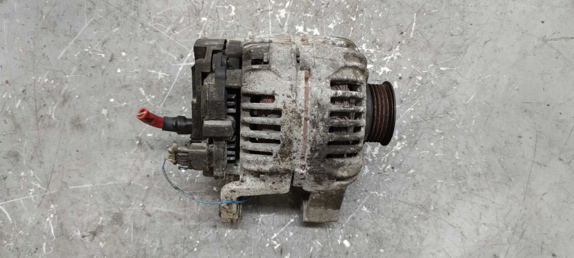Opel Astra H 1.4 B 16V Alternator Bosch