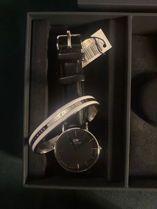 Elegancki zegarek Daniel Wellington z bransoletką