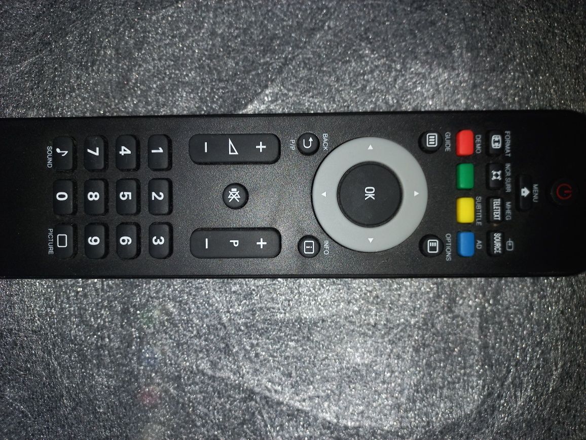 LED TV 26PFL3405/12 почти в новом состоянии