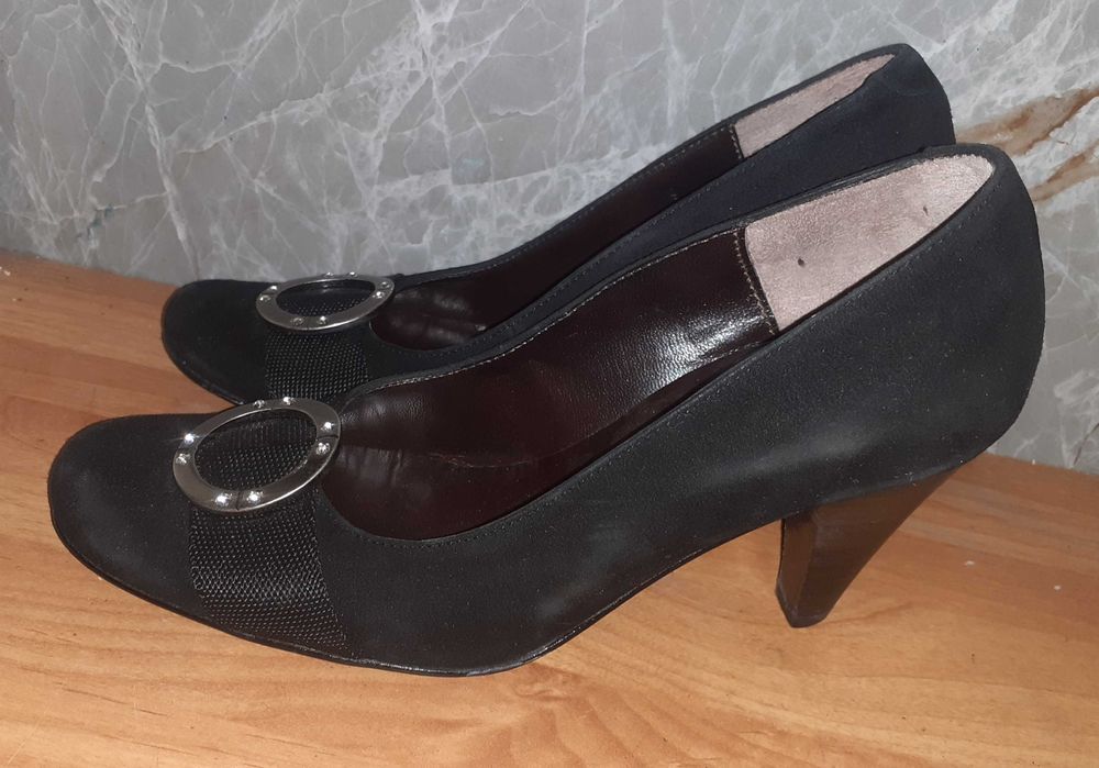 Sapatos de sra Donni.