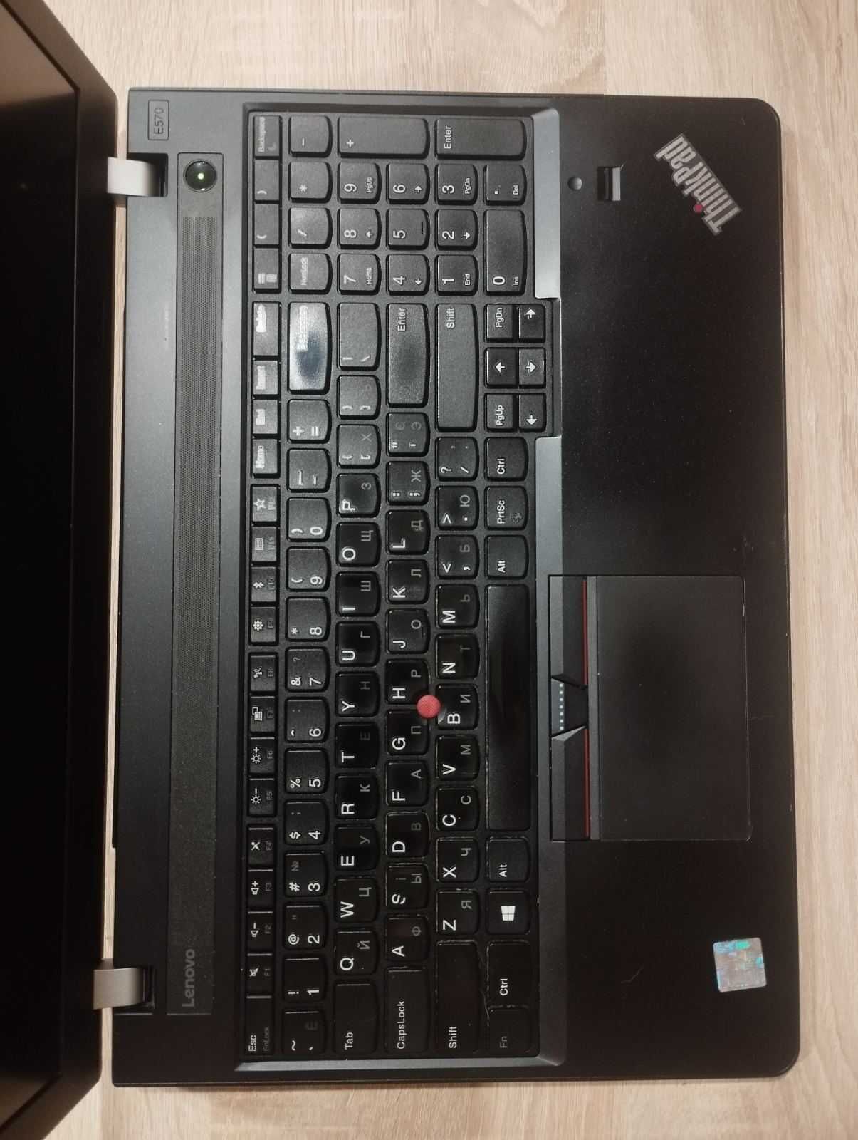 Lenovo ThinkPad E570 i5-7200U 3.1/8 DDR4/SSD M2 128 FHD IPS New АКБ