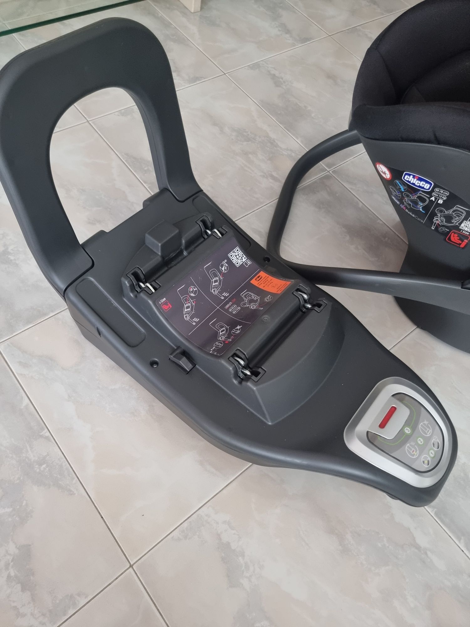 Cadeira Auto Chicco com base