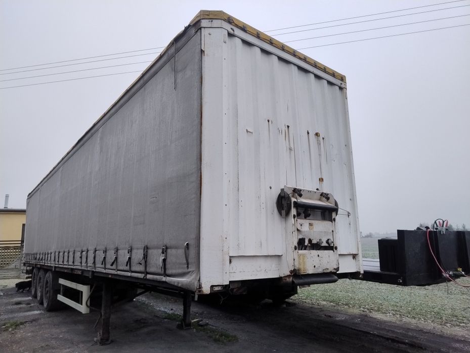 Naczepa firanka KRONE