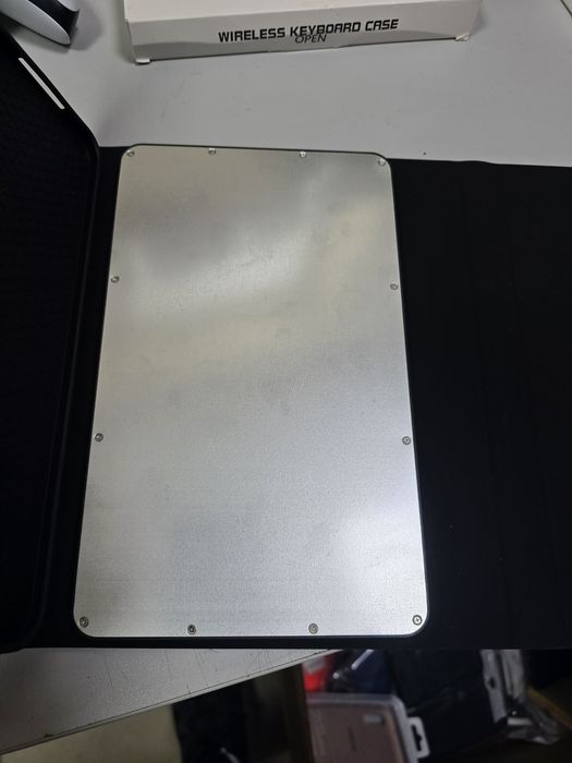 Чохол клавіатура для iPad pro 11 gen 1-2 m1-m2