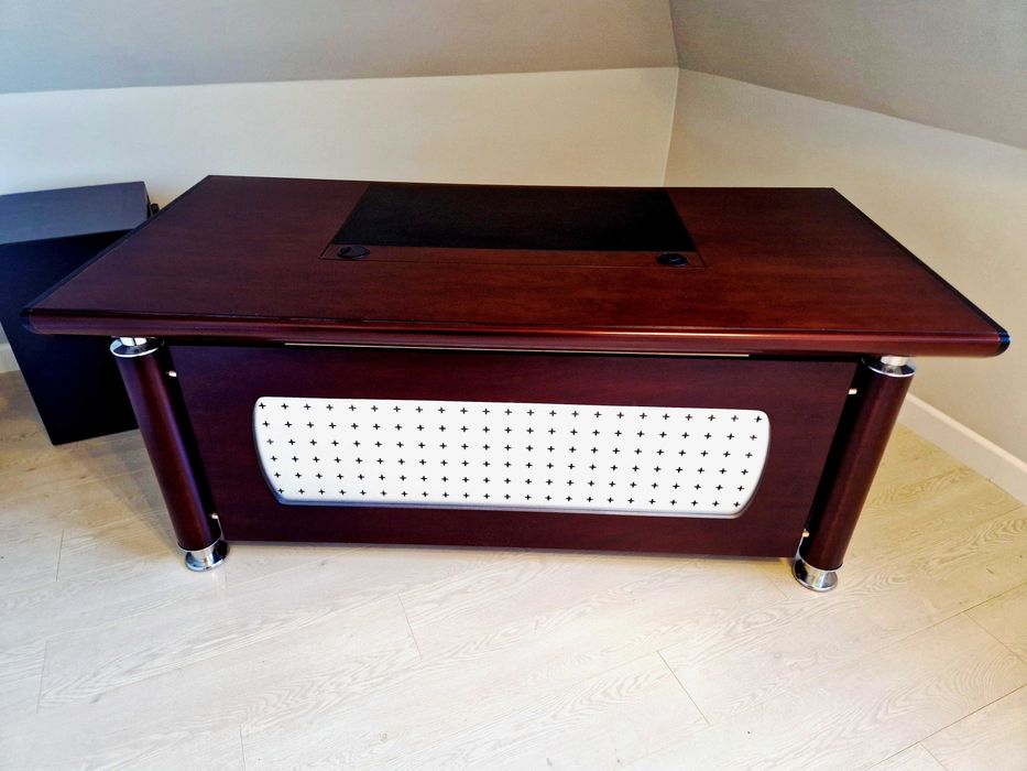 Biurko gabinetowe z 2 szafkami komodami