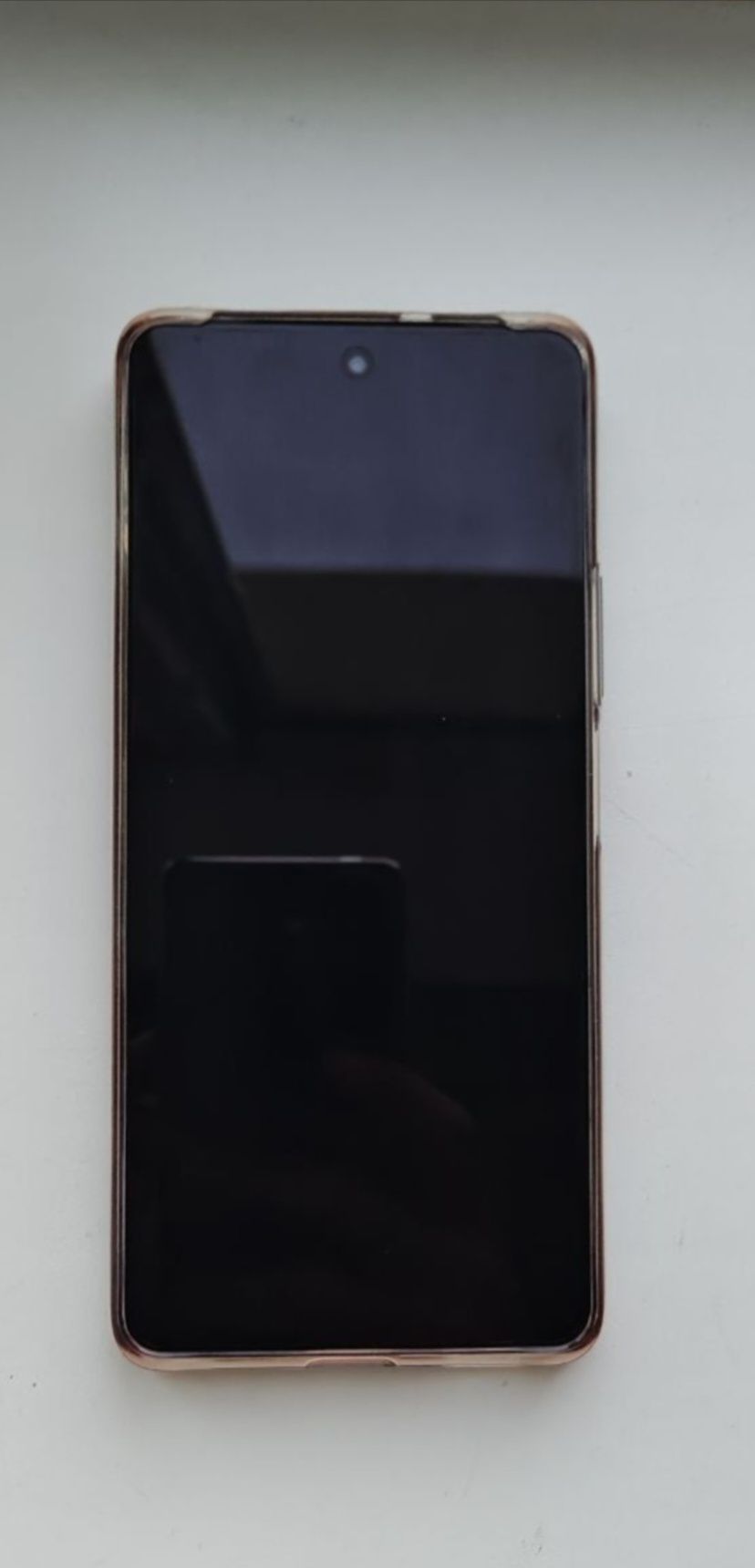 Смартфон Vivo Iqoo Z8X 128/8 новий батарея 6000 камера Sony