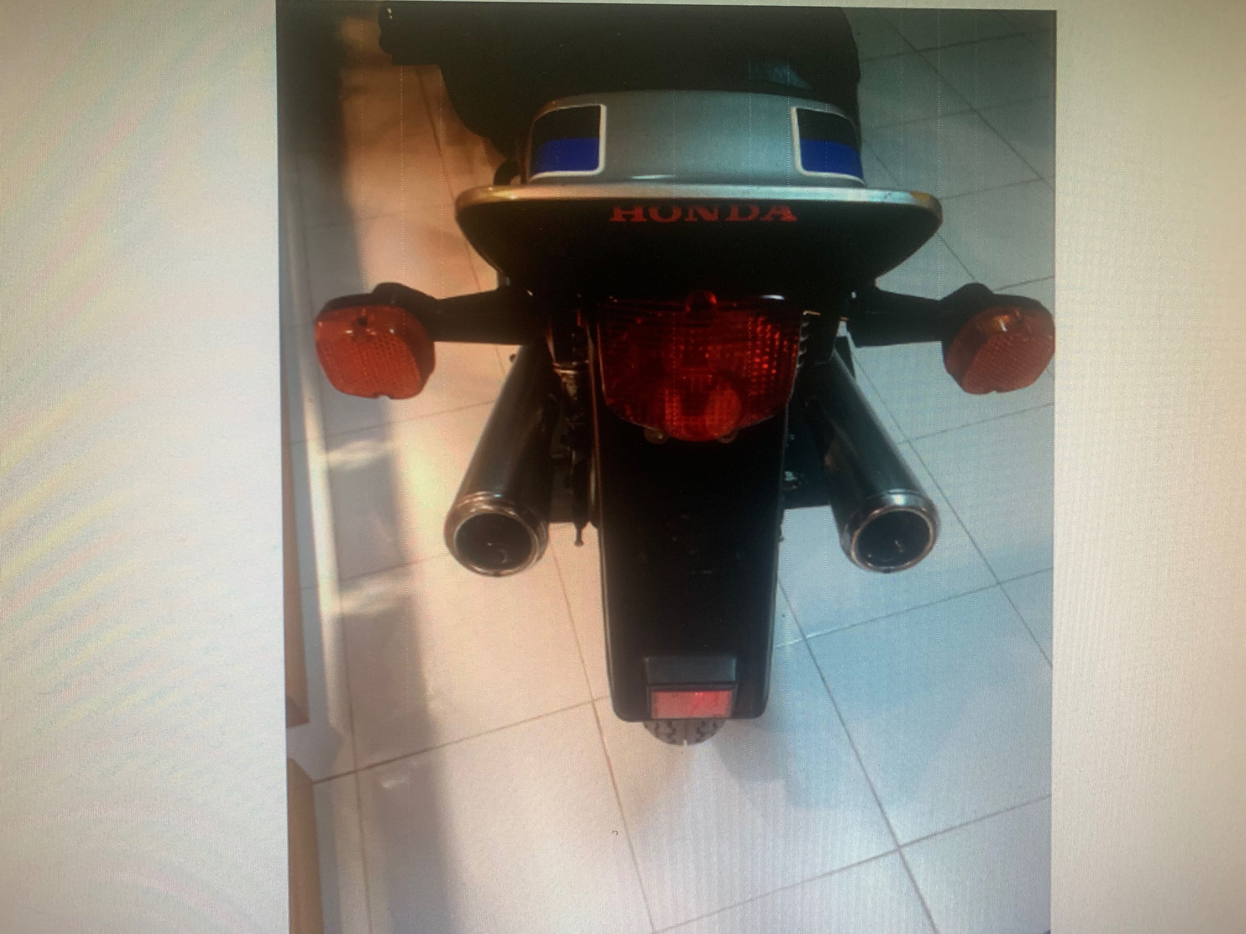 Honda 250 N com 72 Kilometros