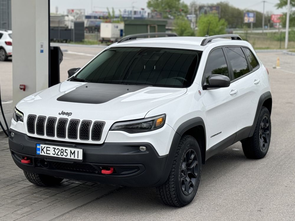 Jeep Cherokee 2020 год