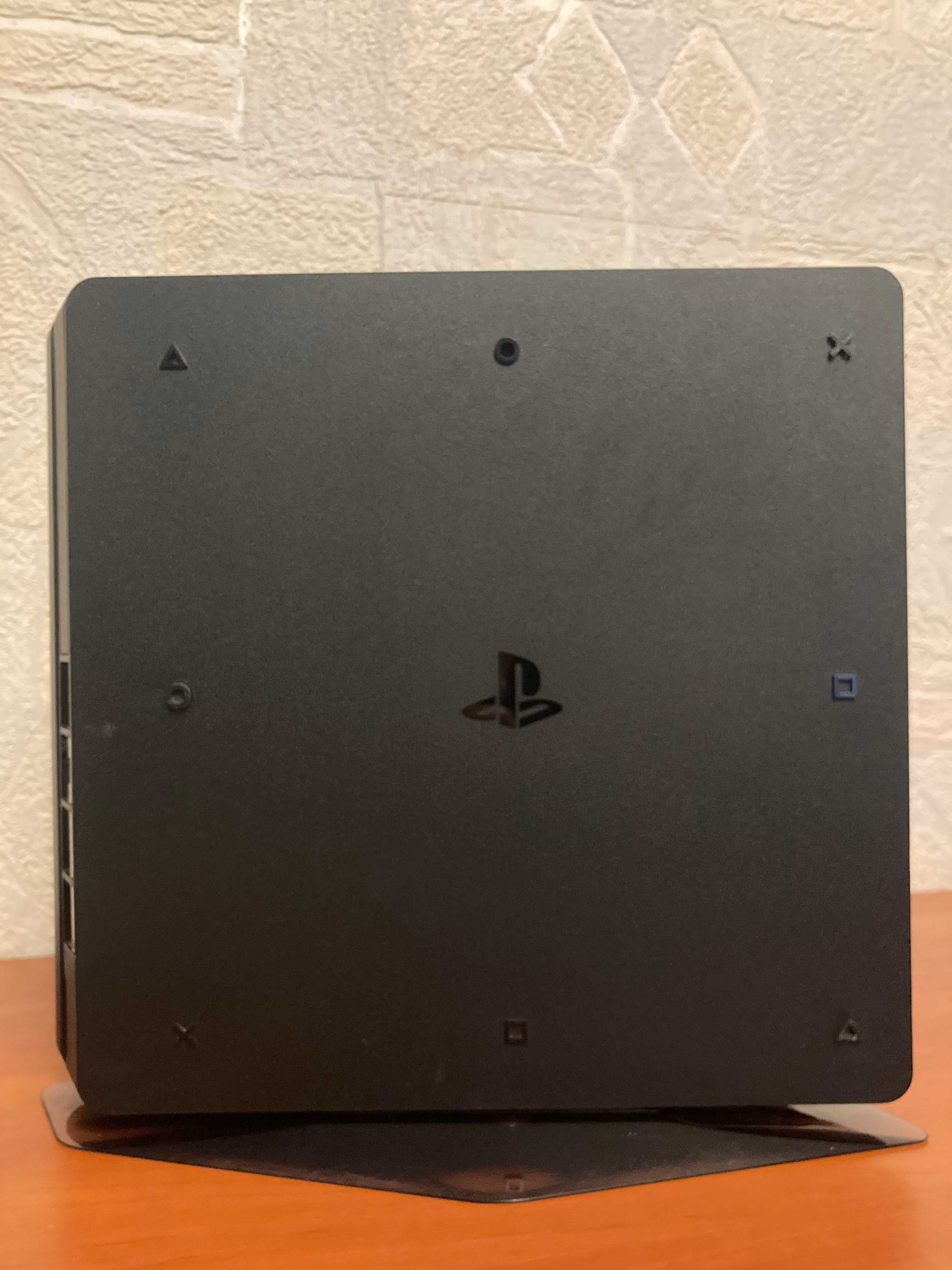 PS4 Slim 2TB, 2а геймпади, 150+ ігор, БЕЗПЛАТНИЙ PS+