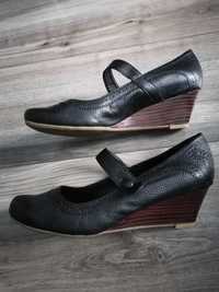 Eleganckie czarne buty rozmiar 38