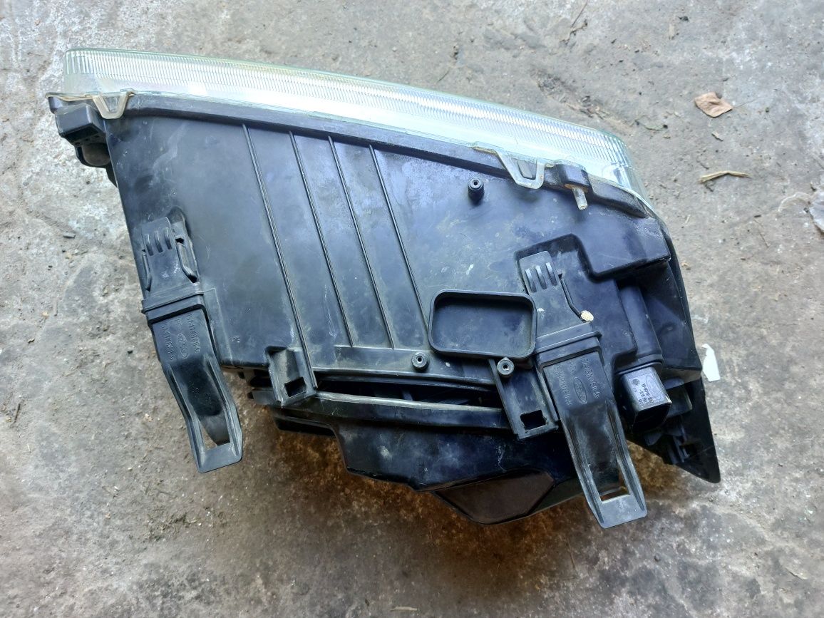 Lampy ford focus