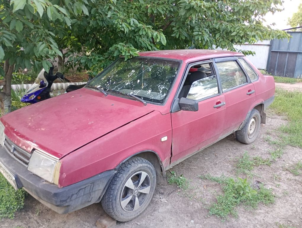 Продам ваз 21099