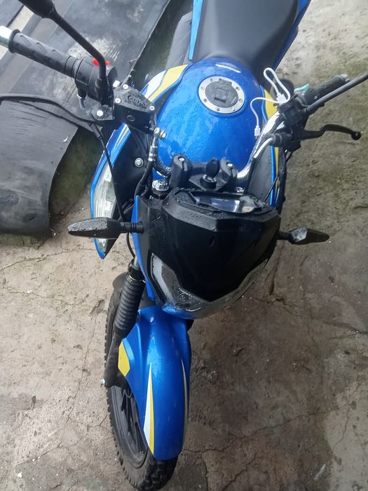 Мотоцикл 200 кубов