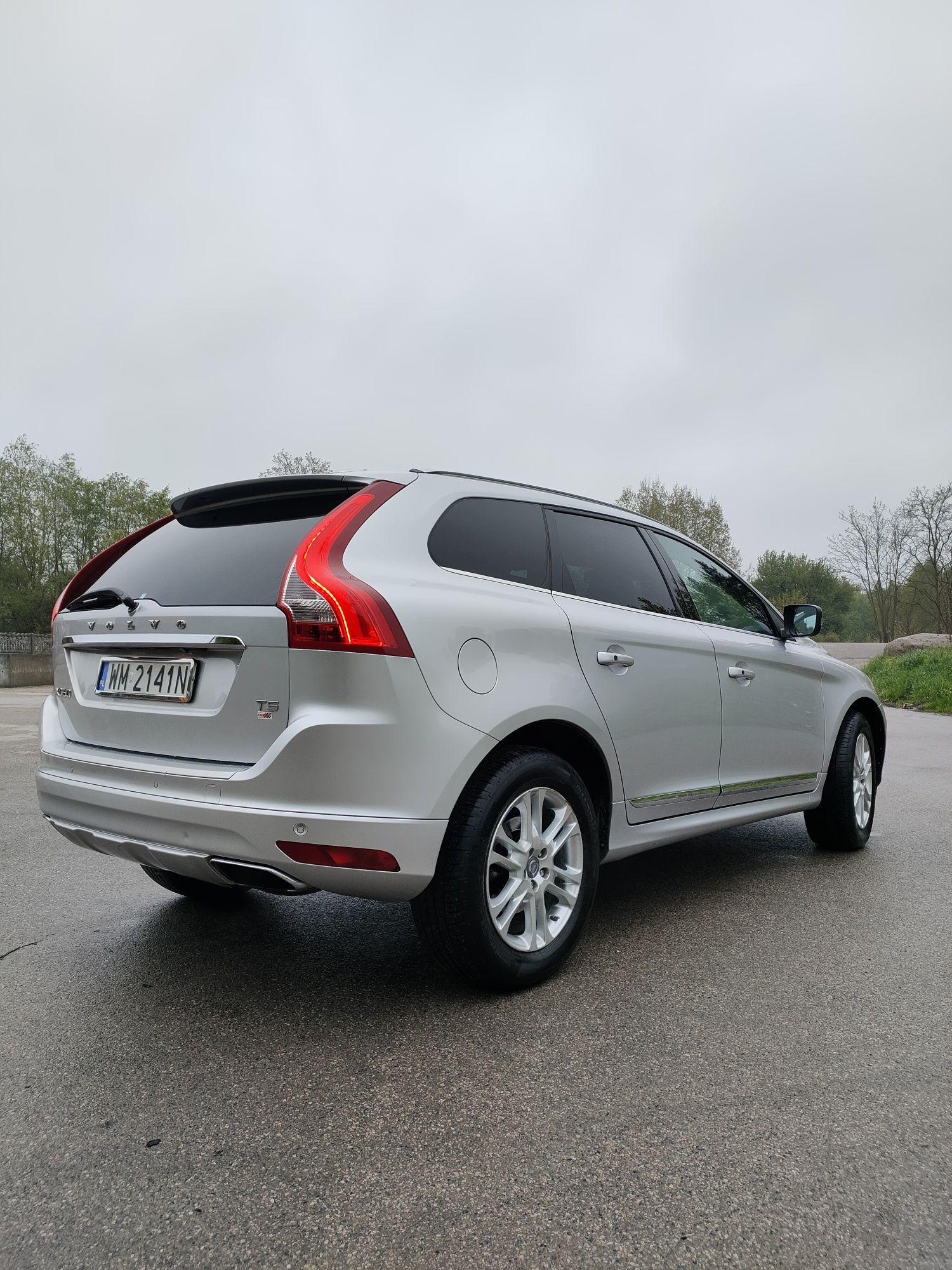 Volvo XC60 DRIVE-E T5 245KM