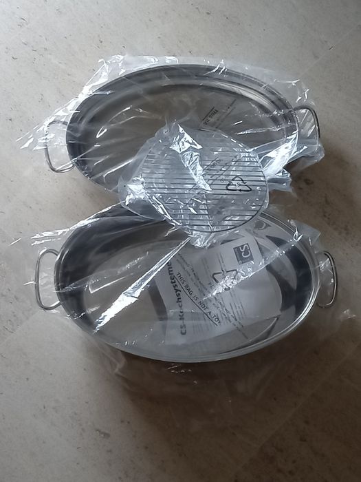 Panela multifunções oval com fundo e tampa térmicos