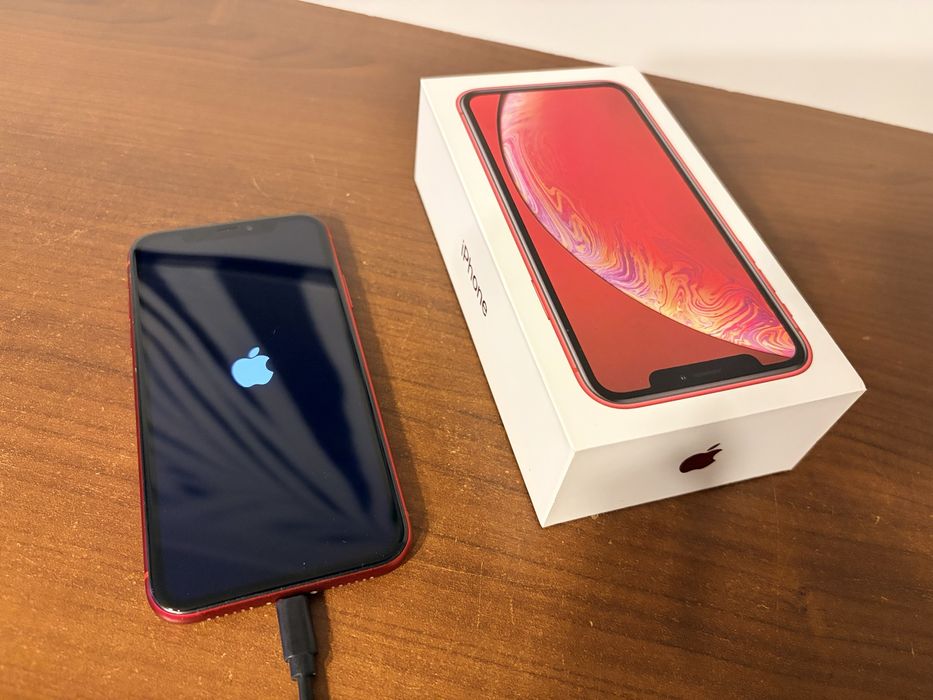 iPhone XR Red kompletny zestaw