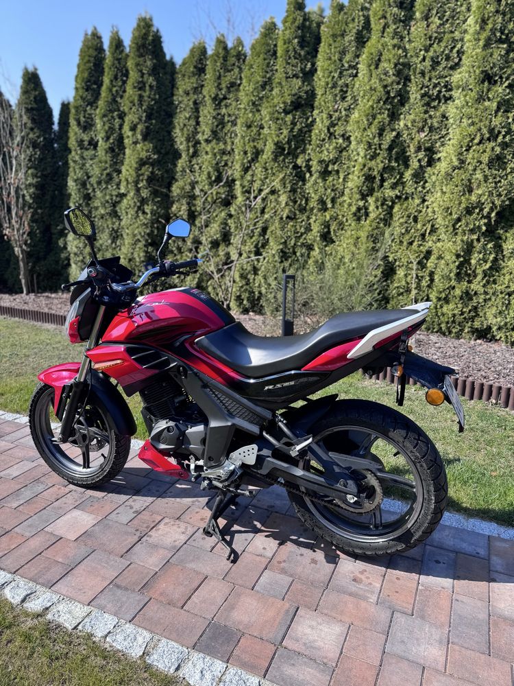 Motocykl Junak RS125