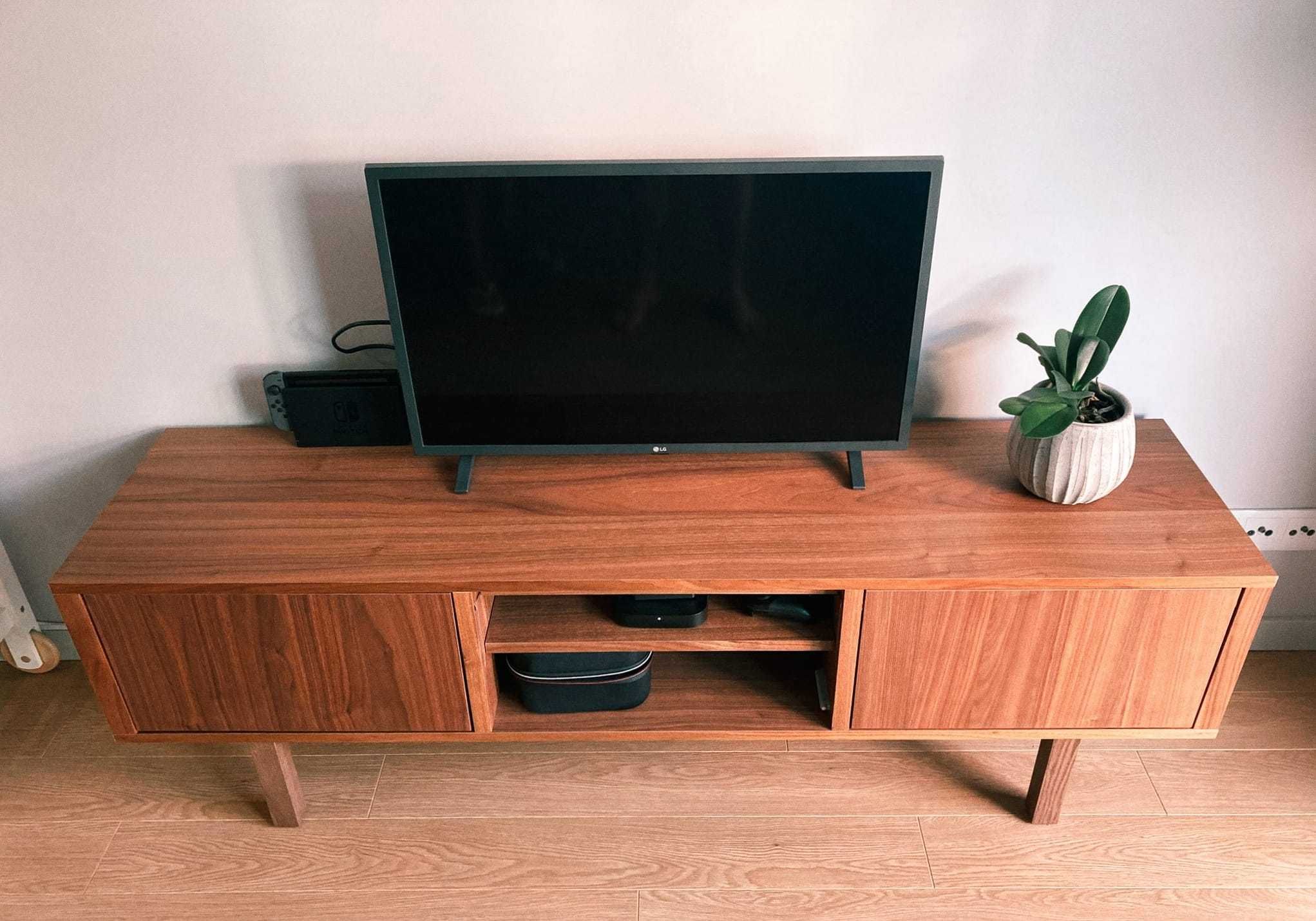 Movel Tv Stockholm