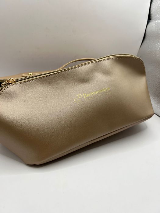 Kosmetyczna duża nowa