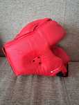 Material de kickboxing feminino