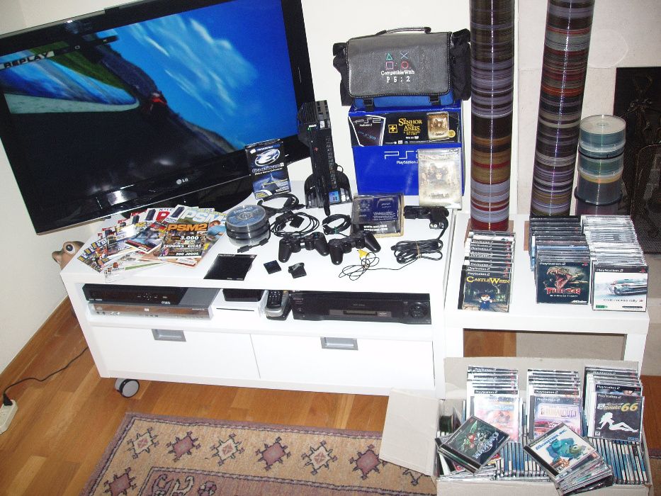 Playstation 2: Com muitos jogos, acessórios e extras
