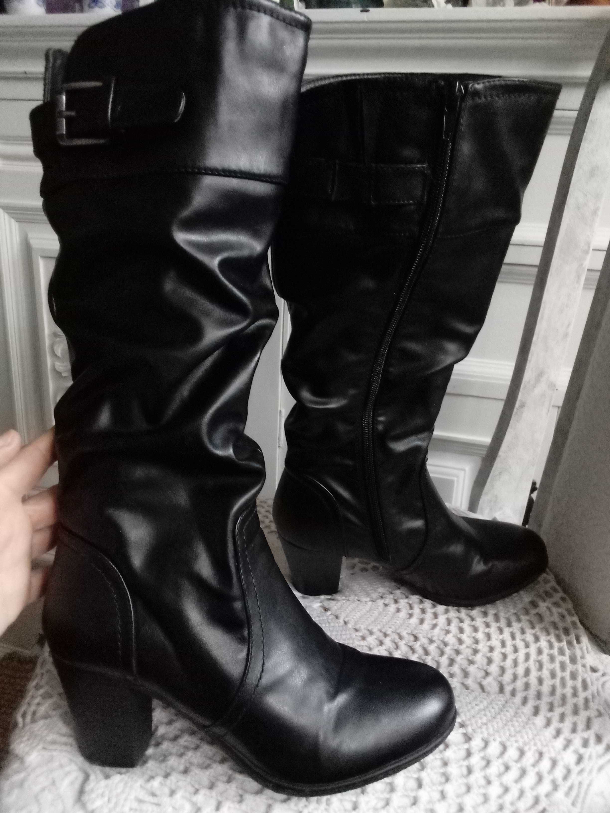 Buty PAVERS zimowe kozaki damskie ocieplane 37 czarne