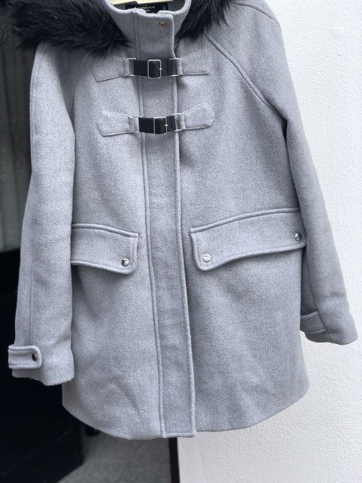 Casaco , tamanho  S - cinza  com Capus