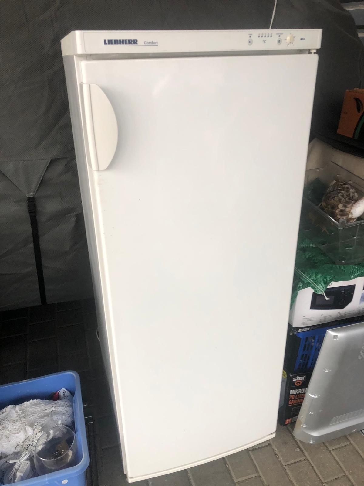 Zamrażarki szufladowe i skrzyniowe  Bosch 170 cm. Liebbher 150 cm.