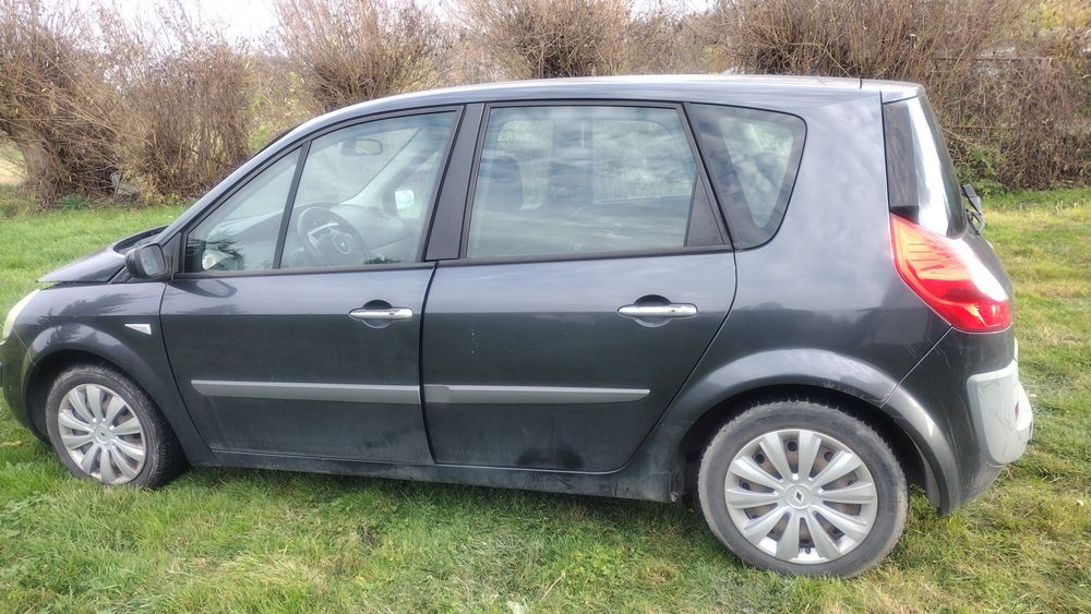 Witam sprzedam renault Megane scenic 1.5d 78kw 2007rok