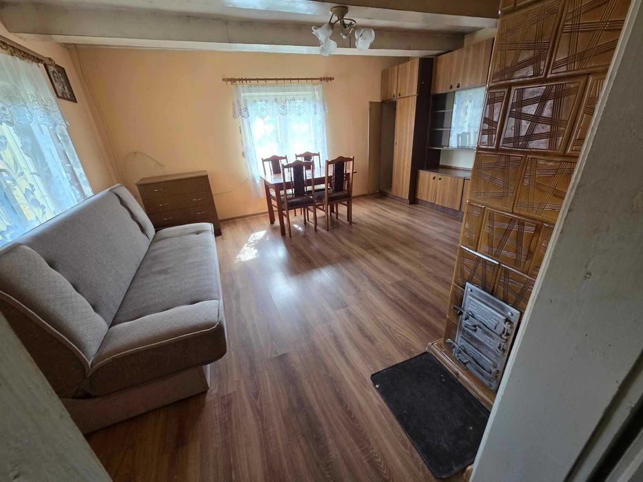 Sprzedam dom drewniano-murowany 60m2, działka 23,59a.