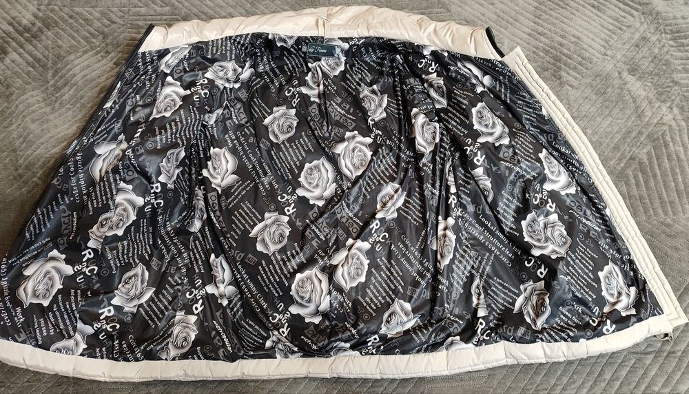 Жіночі демісезонні куртки